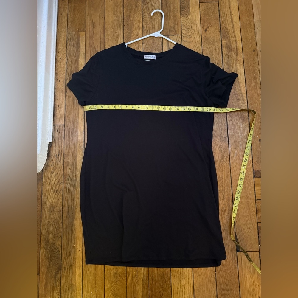 Classic Black Short Sleeve Dress - Picture 2 of 3